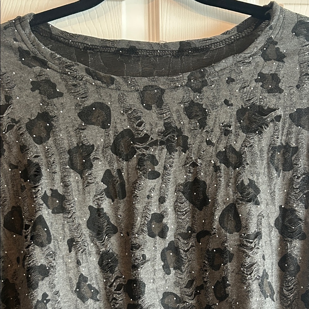 Black Patterned Long Sleeve Top - Picture 3 of 11